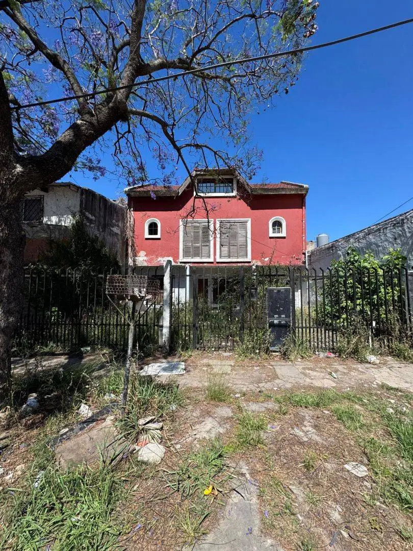 Casa de 6 ambientes en Morón, foto 3