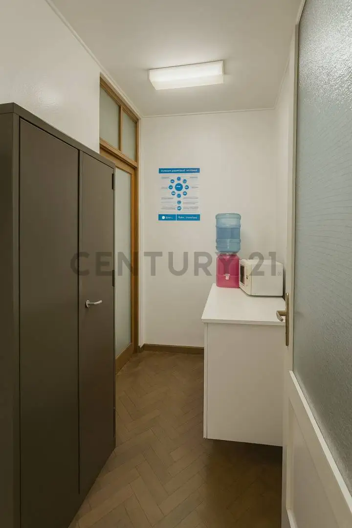 Oficina de 21 m² en Monserrat, foto 3