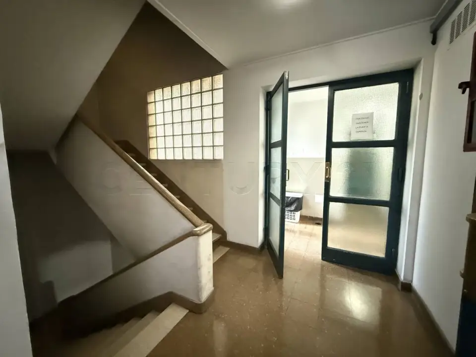 Oficina de 21 m² en Monserrat, foto 4