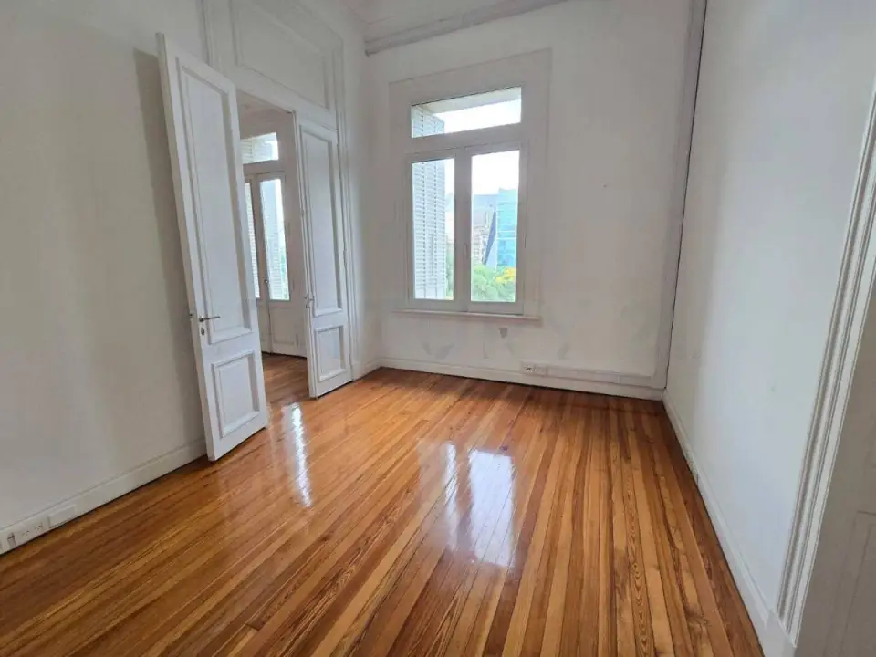 Oficina de 258 m² en Barrio Norte, foto 5