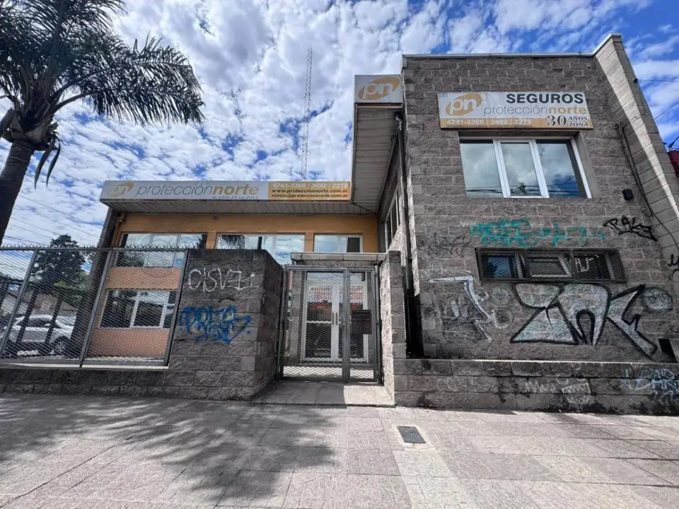 Oficina de 168 m² en Don Torcuato, foto 3