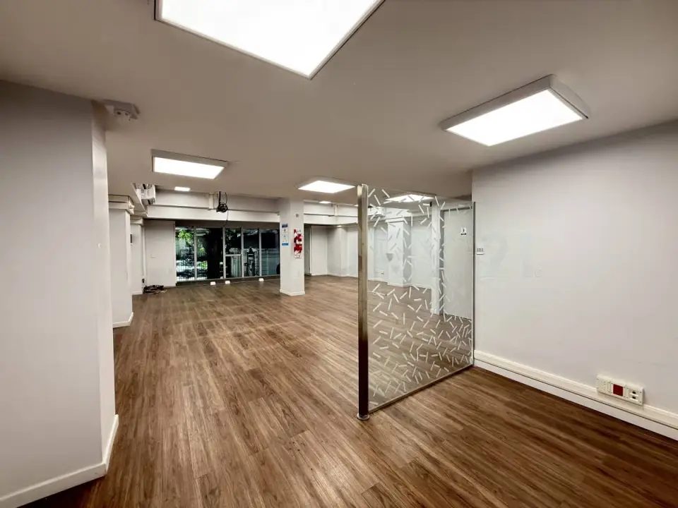 Oficina de 92 m² en Retiro, foto 2