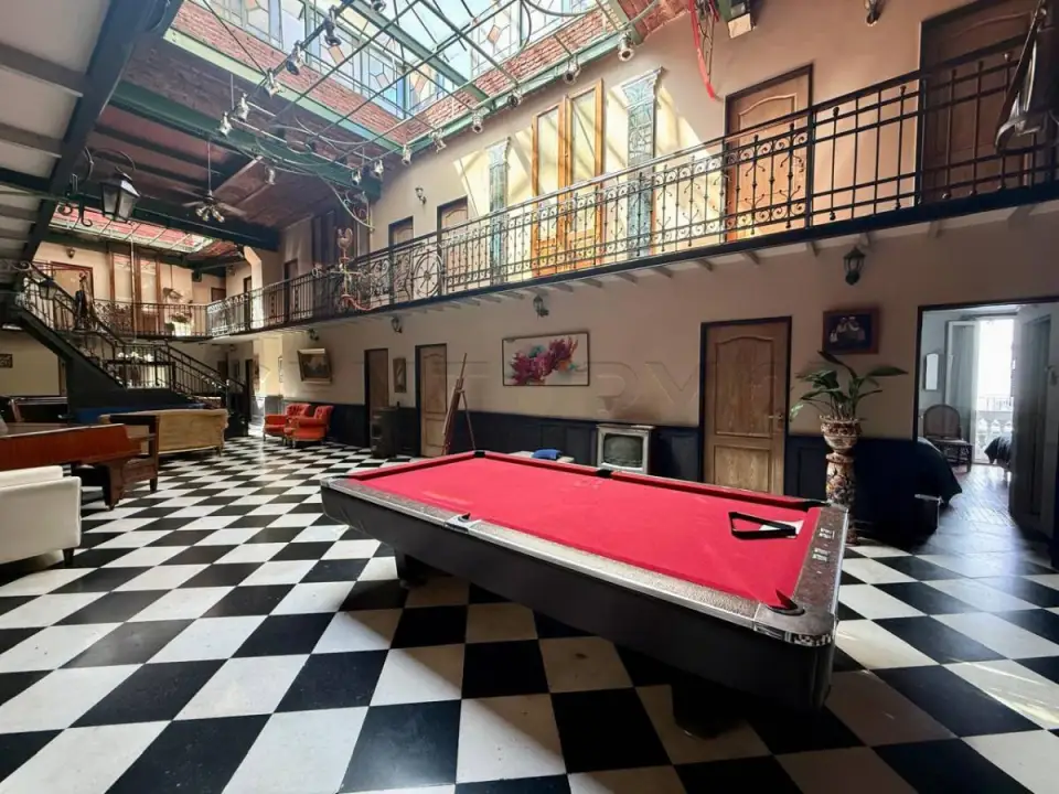 Hotel de 850 m² en Monserrat, foto 3