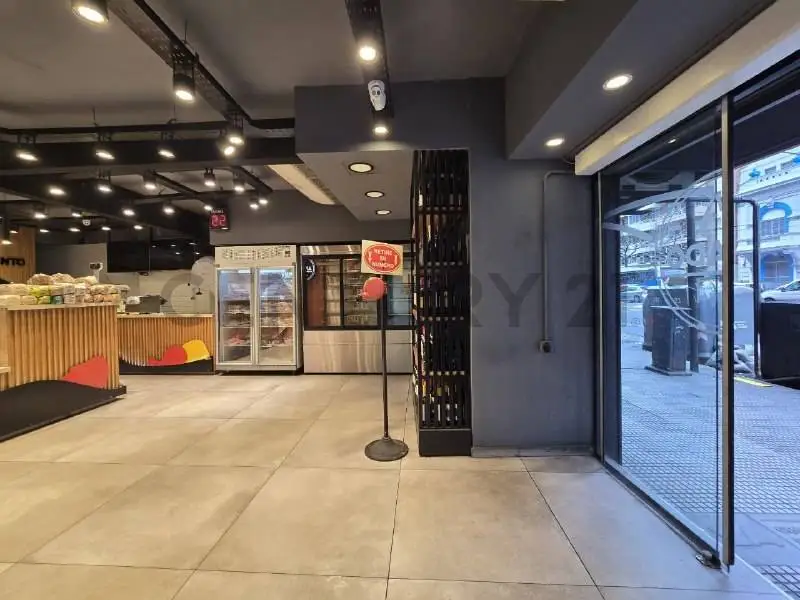 Local de 329 m² en Caballito, foto 3