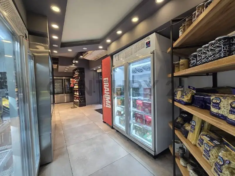 Local de 329 m² en Caballito, foto 5