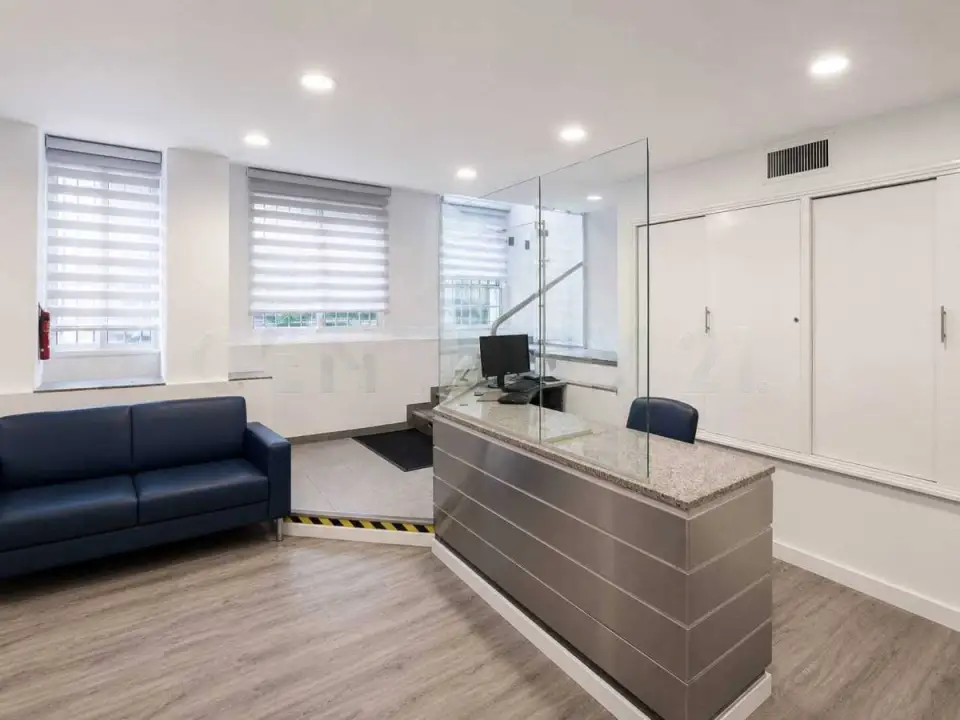 Local de 600 m² en Palermo, foto 2