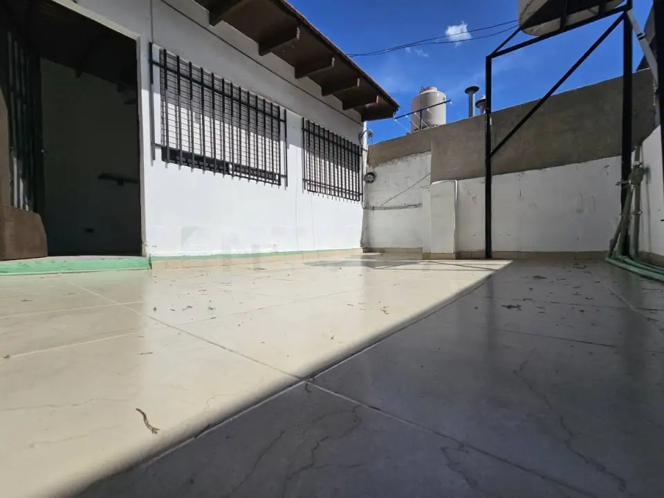 PH de 5 ambientes en Mataderos, foto 2