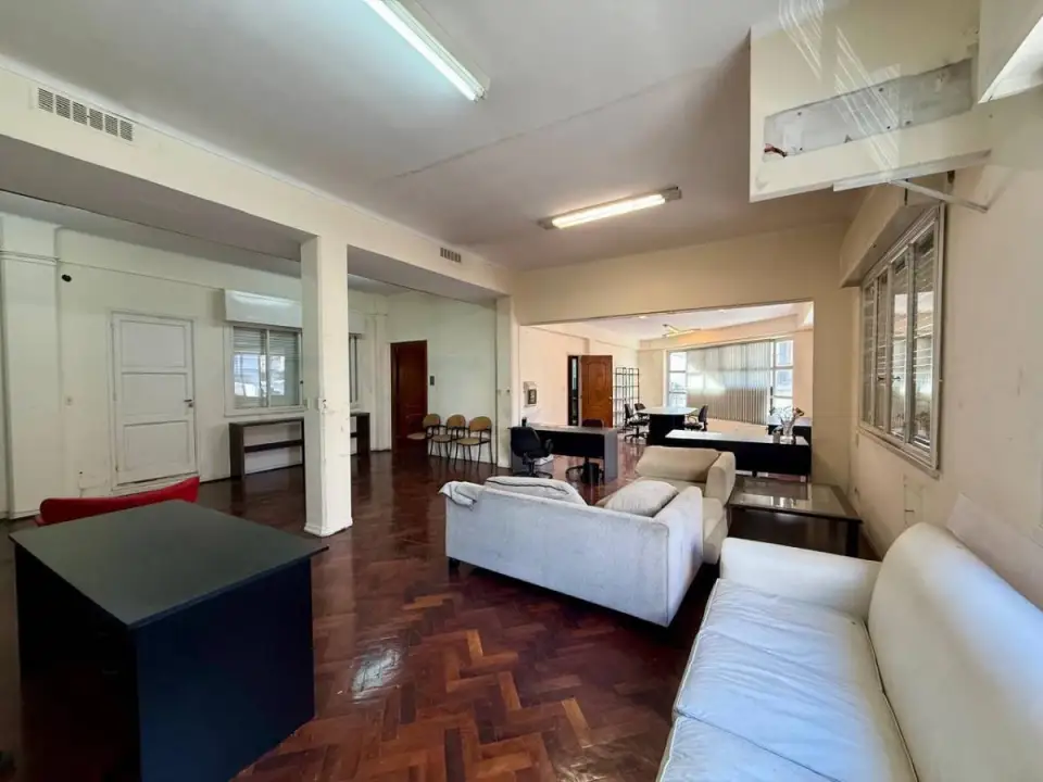 Oficina de 254 m² en Monserrat, foto 3
