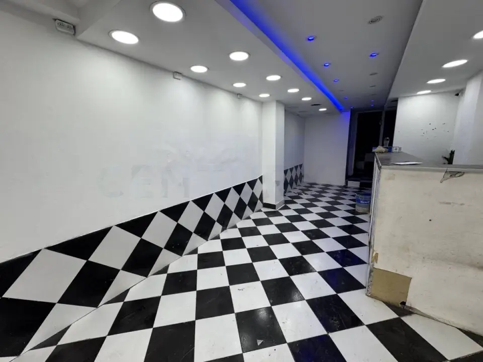 Local de 95 m² en Once, foto 3