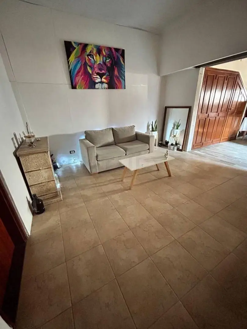 Casa de 5 ambientes en Lanús, foto 5