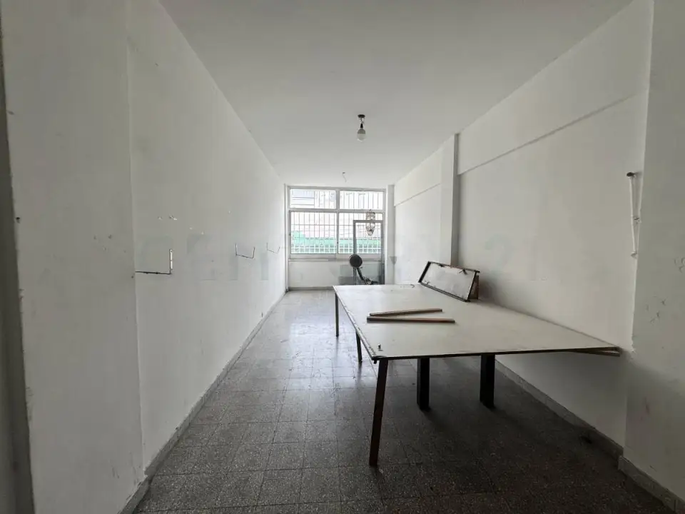 Local de 147 m² en Once, foto 5