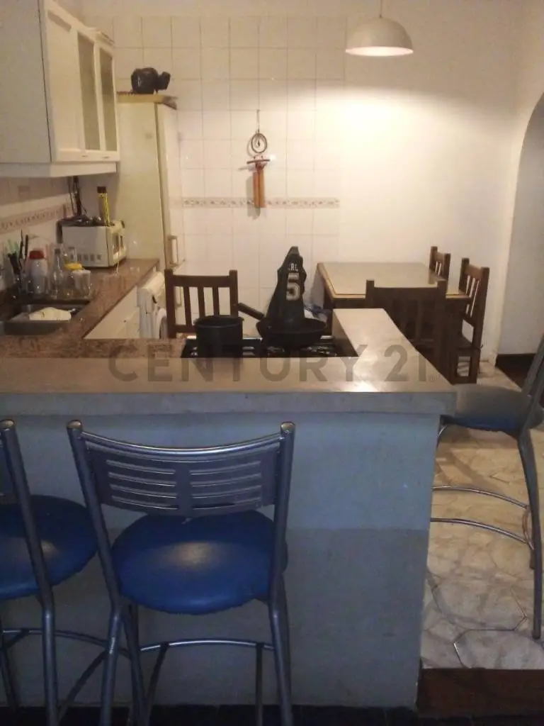 Casa de 6 ambientes en Parque Chacabuco, foto 3