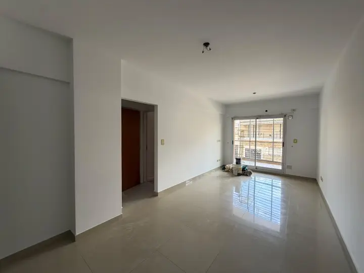 Departamento de 3 ambientes en Flores, foto 1