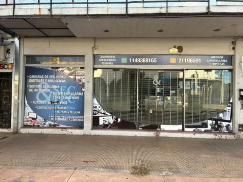 Local de 548 m² en Avellaneda