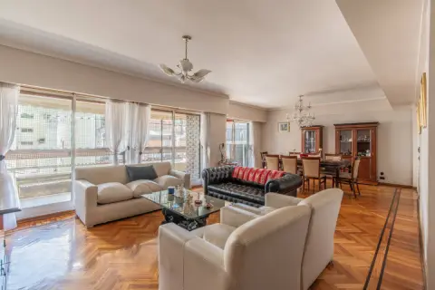 Departamento de 5 ambientes en Recoleta