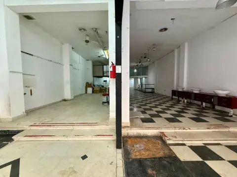 Depósito de 288 m² en Monserrat
