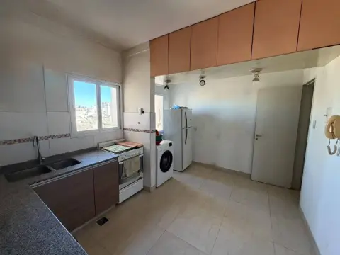Departamento de 3 ambientes en San Cristóbal