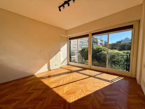 Departamento de 3 ambientes en Retiro