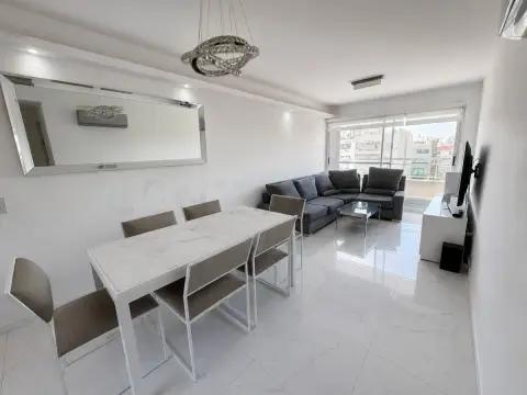 Departamento de 3 ambientes en Flores